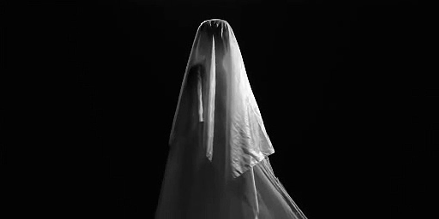 Raphaelle Boitel / white-lady