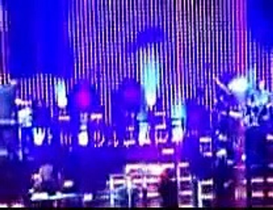 Linkin Park - Hands Held High LIVE