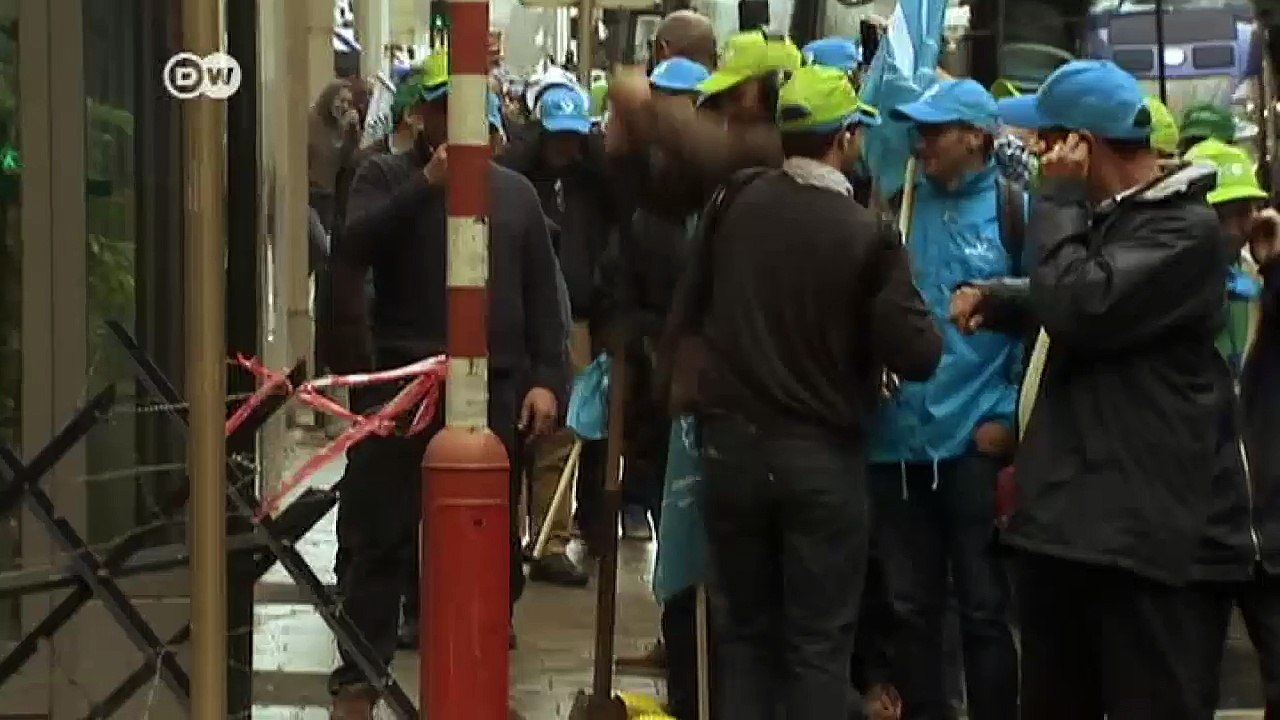European farmers block Brussels in protests | DW Business