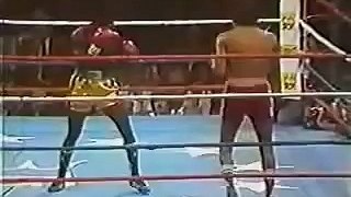 Salvador Sanchez (Chava) vs Azumah Nelson (07-21-1982) (1/8)