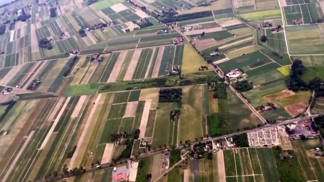 Modlin Airport WMI landing Boeing 737 Ryanair