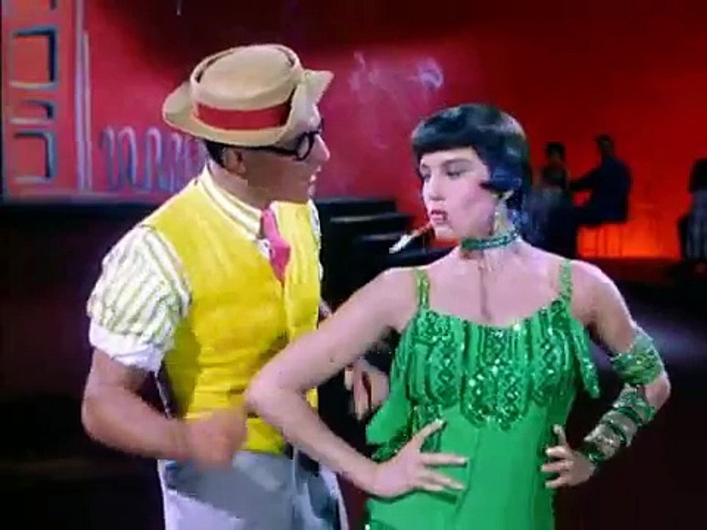 cyd charisse green dress singing in the rain LarissaWilson9 @SamRoseWatson wouldn't we all love to be Cyd Charisse in  Singin' in the Rain