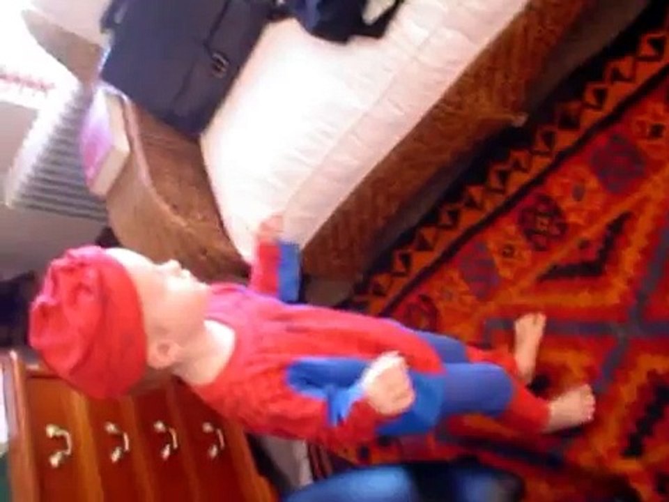 Cute kid dances to african song 02