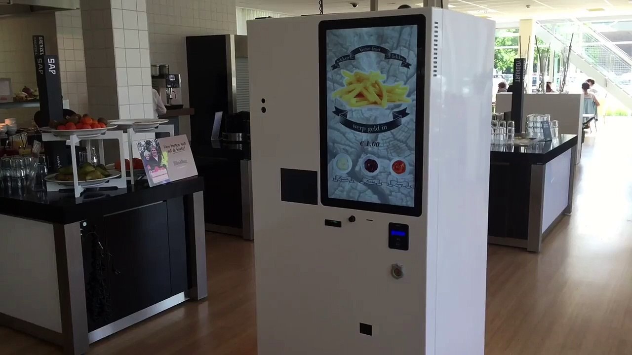 vending machine that dispenses hot french fries
