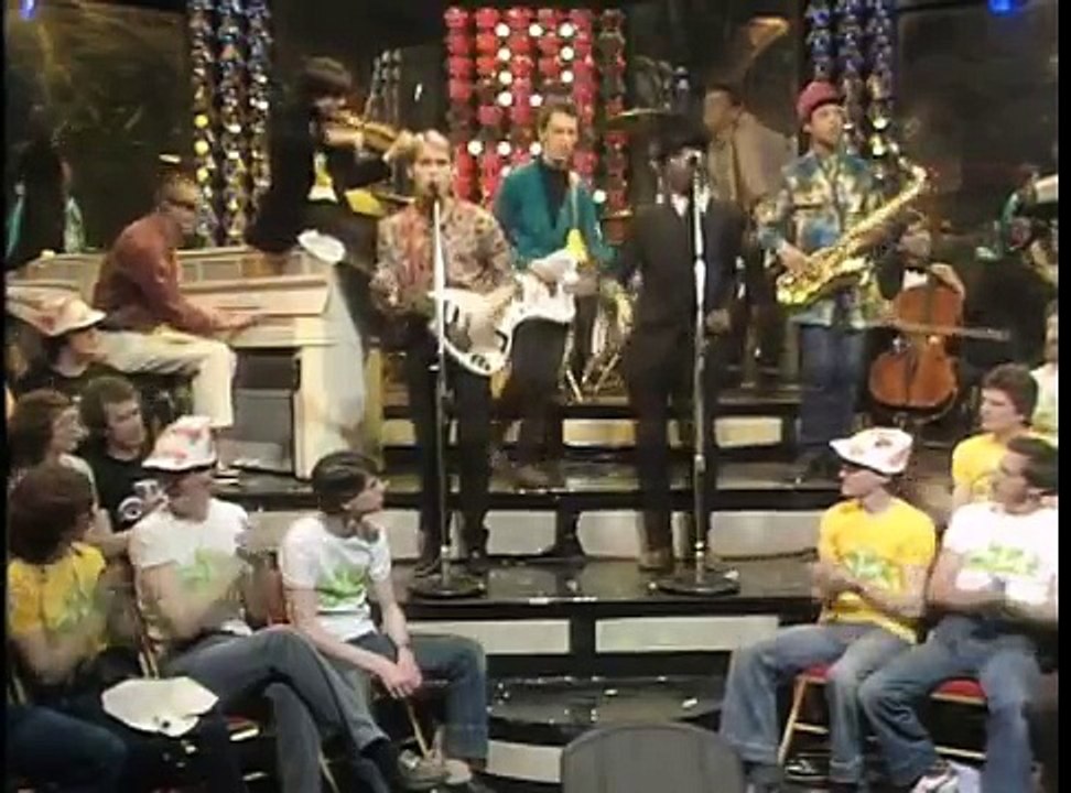 The English Beat - Save It for Later (O.T.T. - Broadcast March 27, 1982)