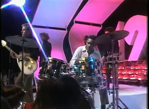 The English Beat- Tears Of A Clown (Top of the Pops, Broadcast Jan 3rd, 1980)