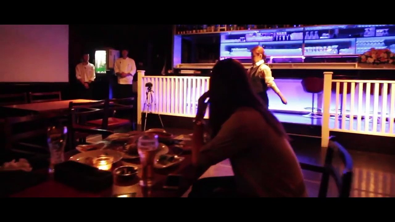 【サプライズプロポーズ空間演出】映像、フラッシュモブ、光、指輪、手紙、そしてラストは.. [シェネル-Happiness] Surprise proposal Flash Mob|SIPH