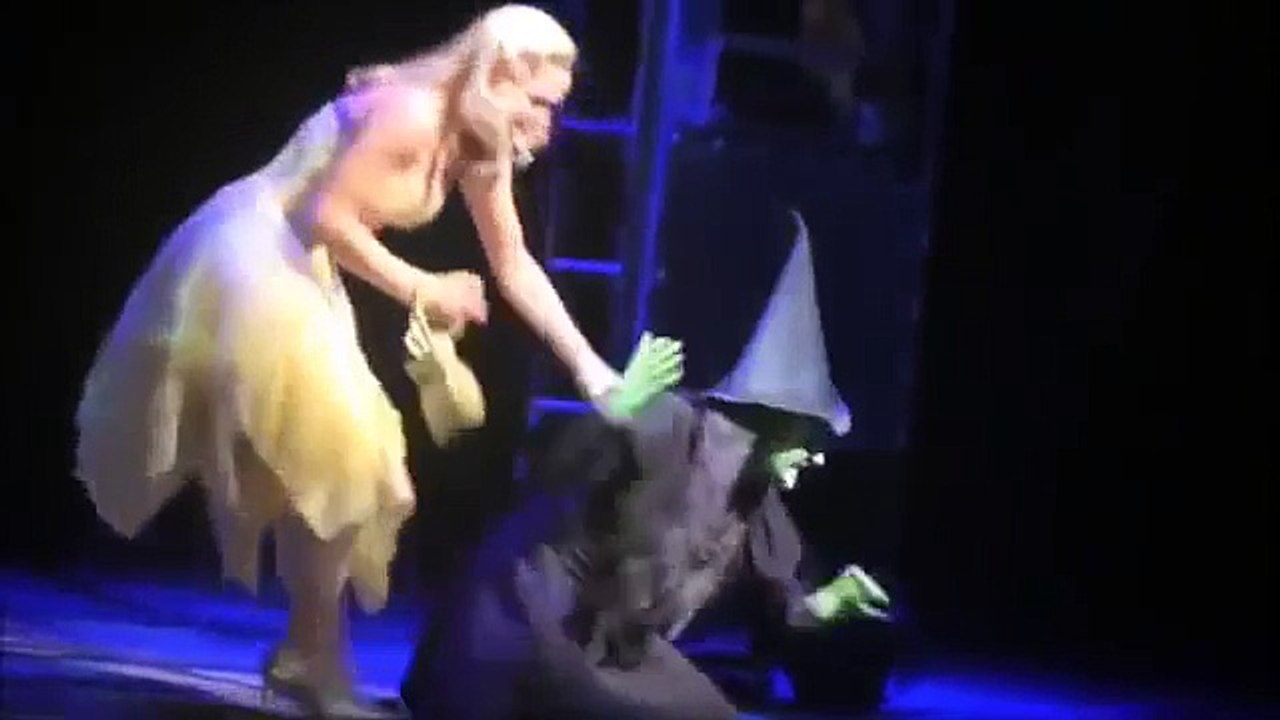 Wicked Broadway -Defying gravity