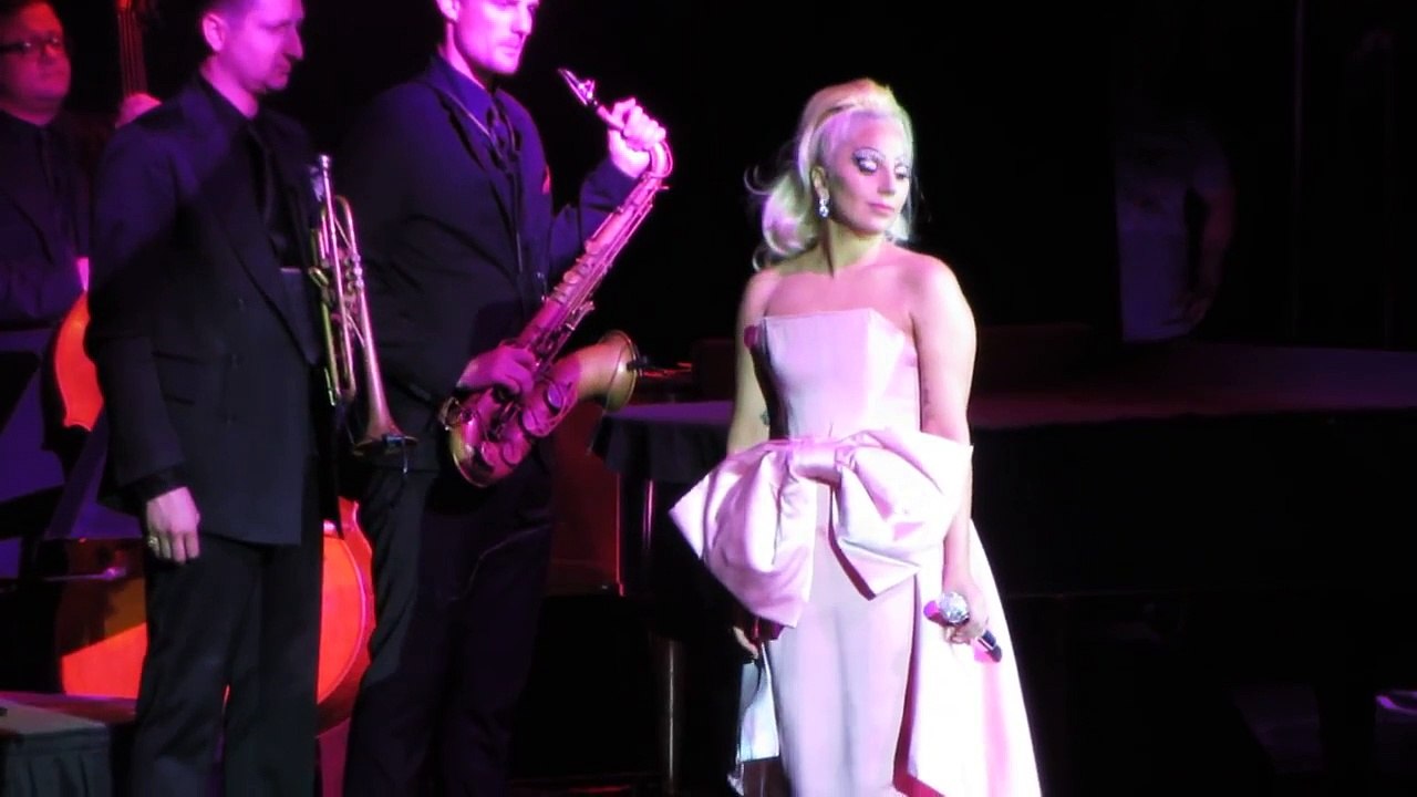 Lady Gaga "La Vie en Rose" Live @ Meadow Brook 7/27/15 Rochester Hills, MI
