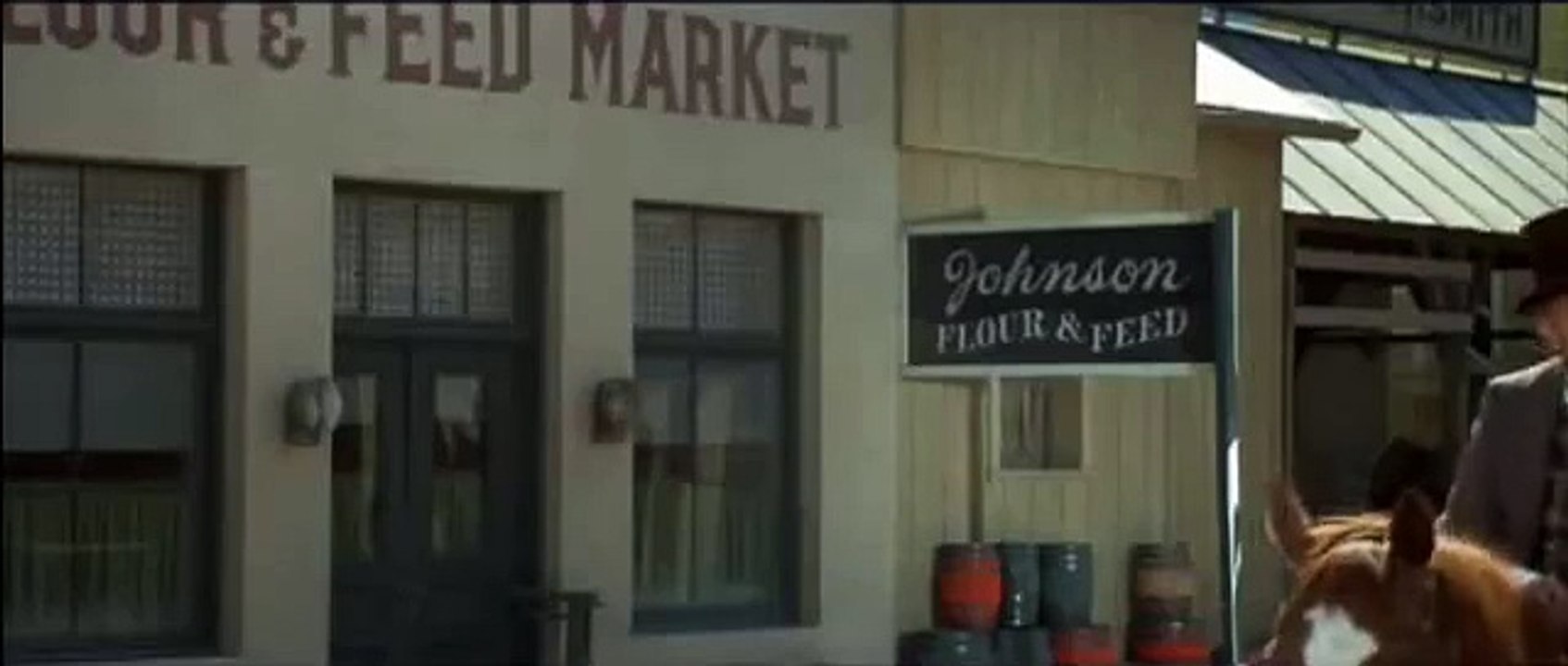 Adama sinirlenip ata vurmak
