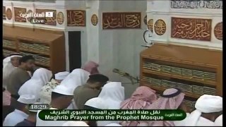 imam masjid nabawi membatalkan sholat maghrib