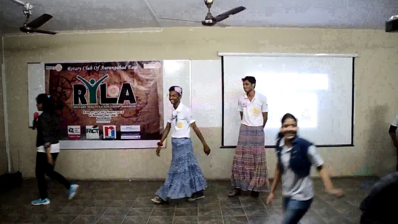 T-RYLA-AUG-2015-TALENT-NIGHT-PERFORMANCE