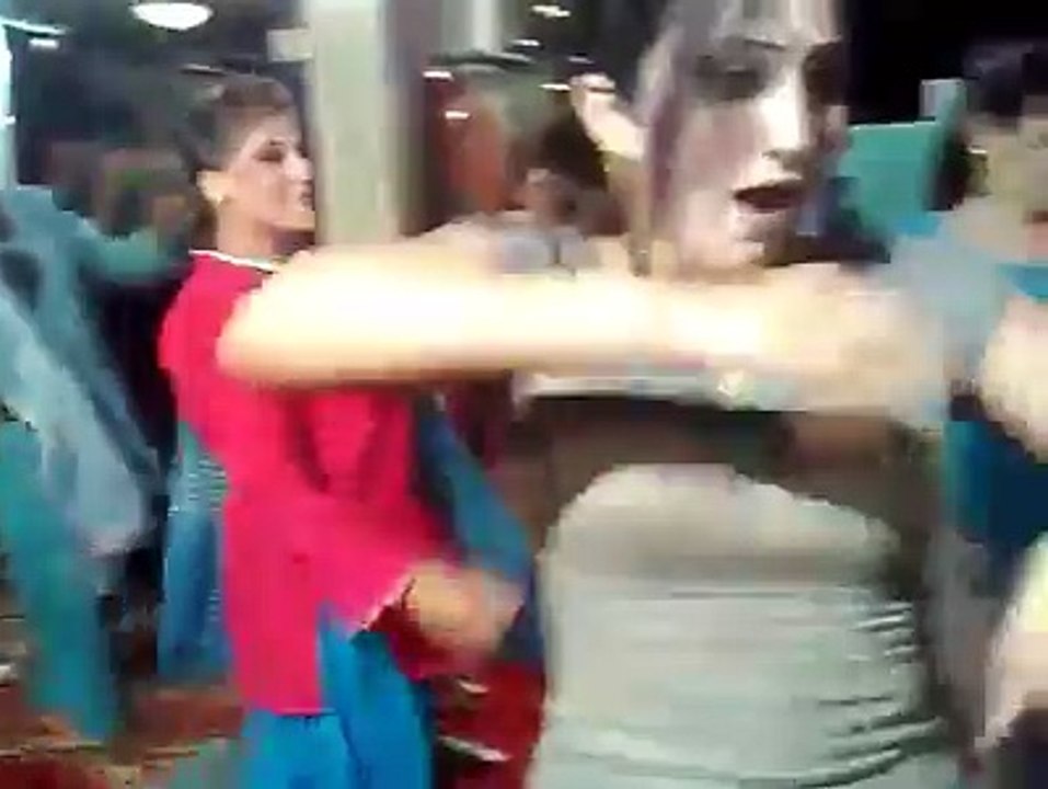 Shadi mujra