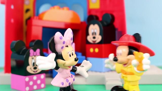 Mickey Mouse Duplo Lego Spiderman Duplo Lego Minnie Mouse Hulk and Captain America