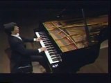 Beethoven Sonata Op.2 No.3 in C Major played by Murray Perahia