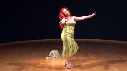 Sharon  dancing  " hatha alhiloo" -  Iraqi song.