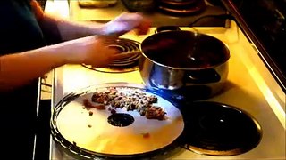Camping Cookery  How to dehydrate Chili Part 1