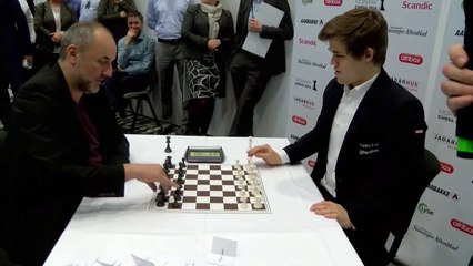 Une partie d'échecs très rapide