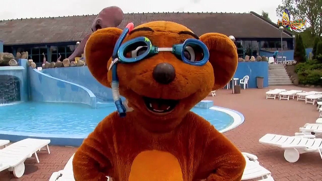 Hugo og Ketil svømmer om kap