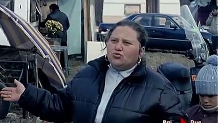 l'ispettore Coliandro - mai rubare a casa dei ladri - campo rom