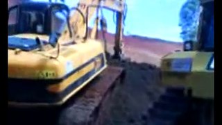 How to operate a excavator
