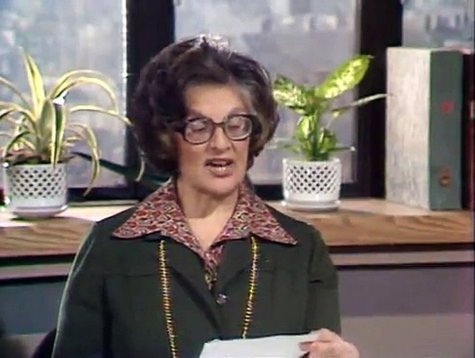 Mind Your Language - Episode 01 - I Belong to Glasgow