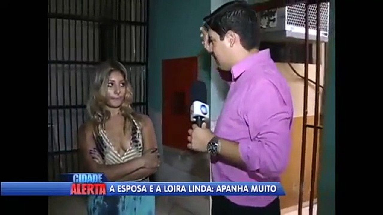 Loira Leva banho de tinta de mulher traída ao se envolver BH.