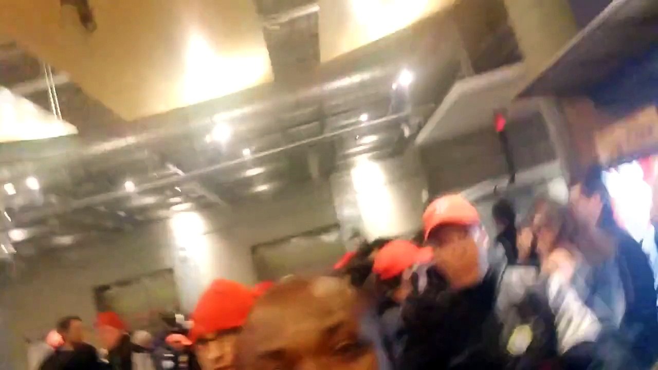 8 avril 2015 | Le SPVM provoque un chaos à l'UQAM