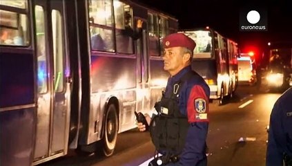 Autobahnmarsch nach Budapest: Viele erschöpfte Flüchtlinge geben auf