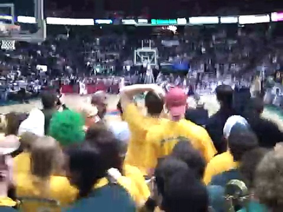 Siena College Mens Basketball 2009 MAAC Championship Game- Times Union Center- Storming the court