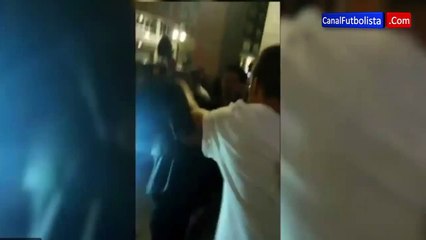 Fans Shout  You re Drunk  As Pique Runs Away From Nightclub