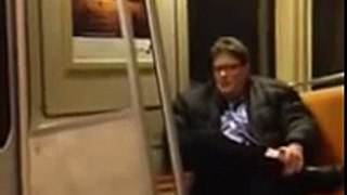 Drunk man on DC metro sings 'Get Low.'