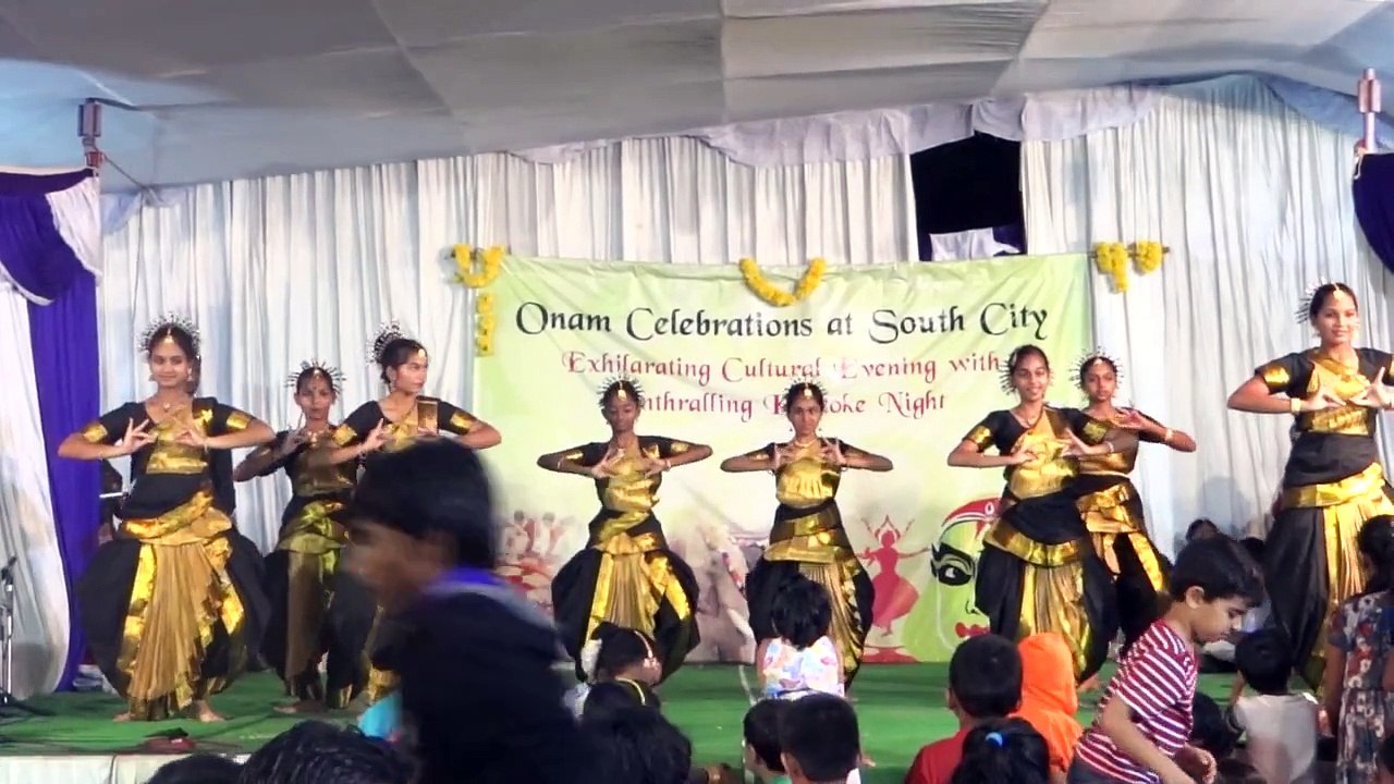 South City Onam Celebrations 2015 - Children's Dance-Choreography Rekha & Smitha