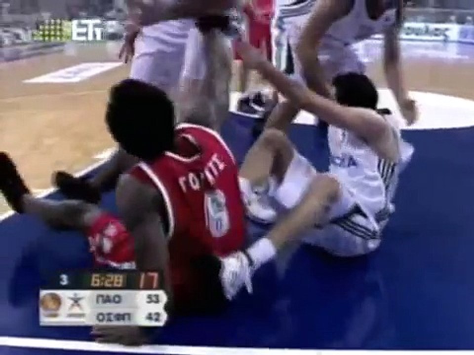 Qyntel Woods VS Mrs Tomasevic