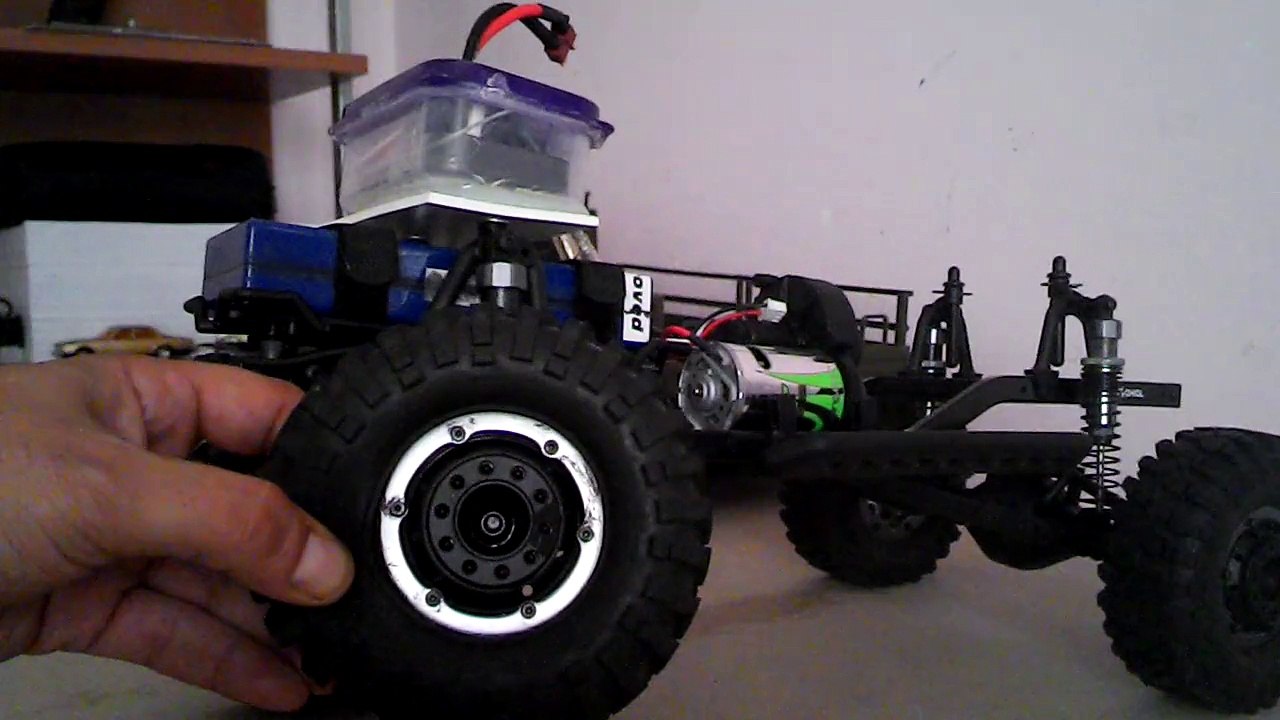 RC Exile - Axial SCX10 - Unimog -1-