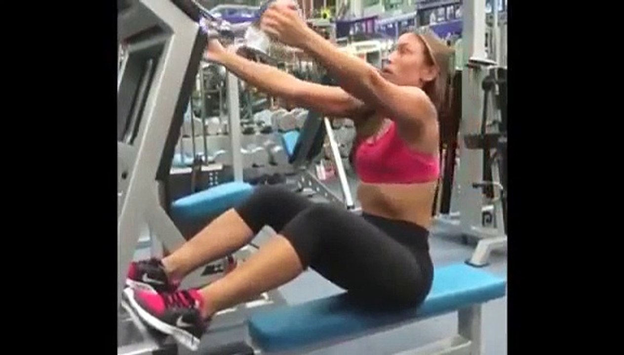 NICOLE MEJIA | Fitness Model Exercises to gain Strongest legs, Ab Workout Motivation!