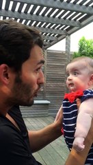 Après avoir croiser ce philosophe, ce pauvre enfant risque de souffrir de migraines toute sa vie