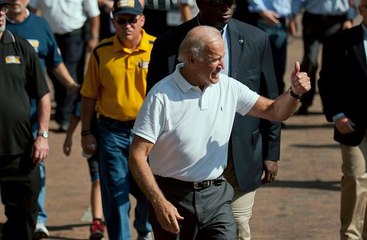 Chants of 'Run, Joe, run' as Biden marches in Labor Day parade