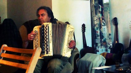 Jess et son accordeon MUSIQUE DU FILM DE PAGNOL " LA VIGNE"