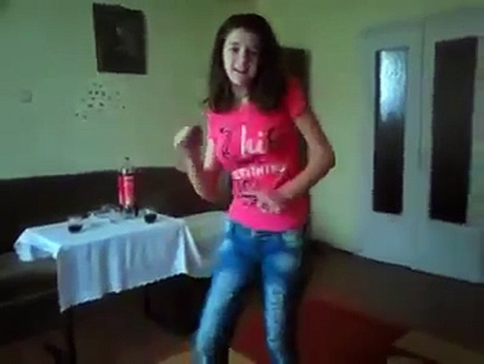 Hai gagico misco misco ca la tara:))))