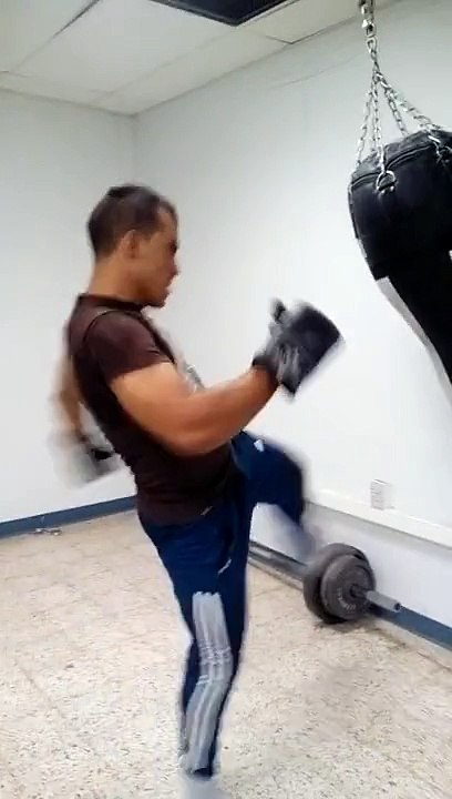 hocine kik boxing