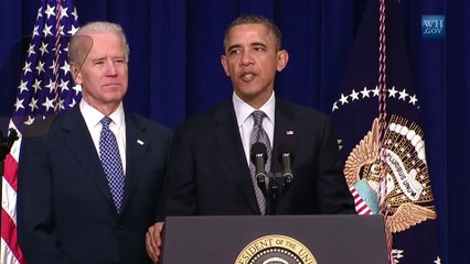 Barack Obama Singing Can't Feel My Face by The Weeknd