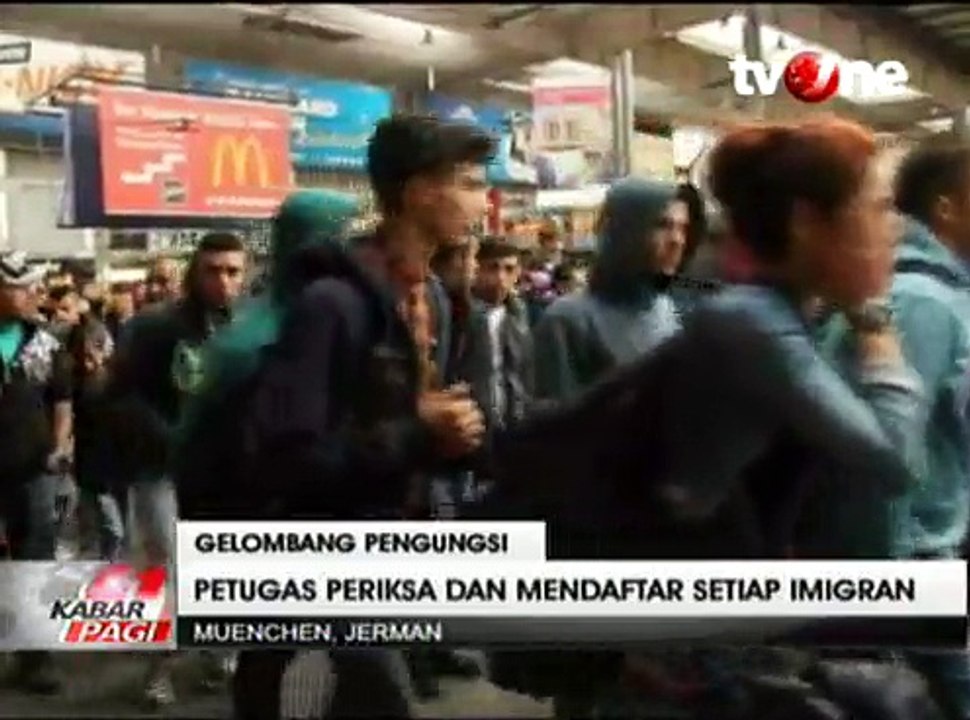 Warga Jerman Sambut Ribuan Pengungsi di Stasiun Muenchen