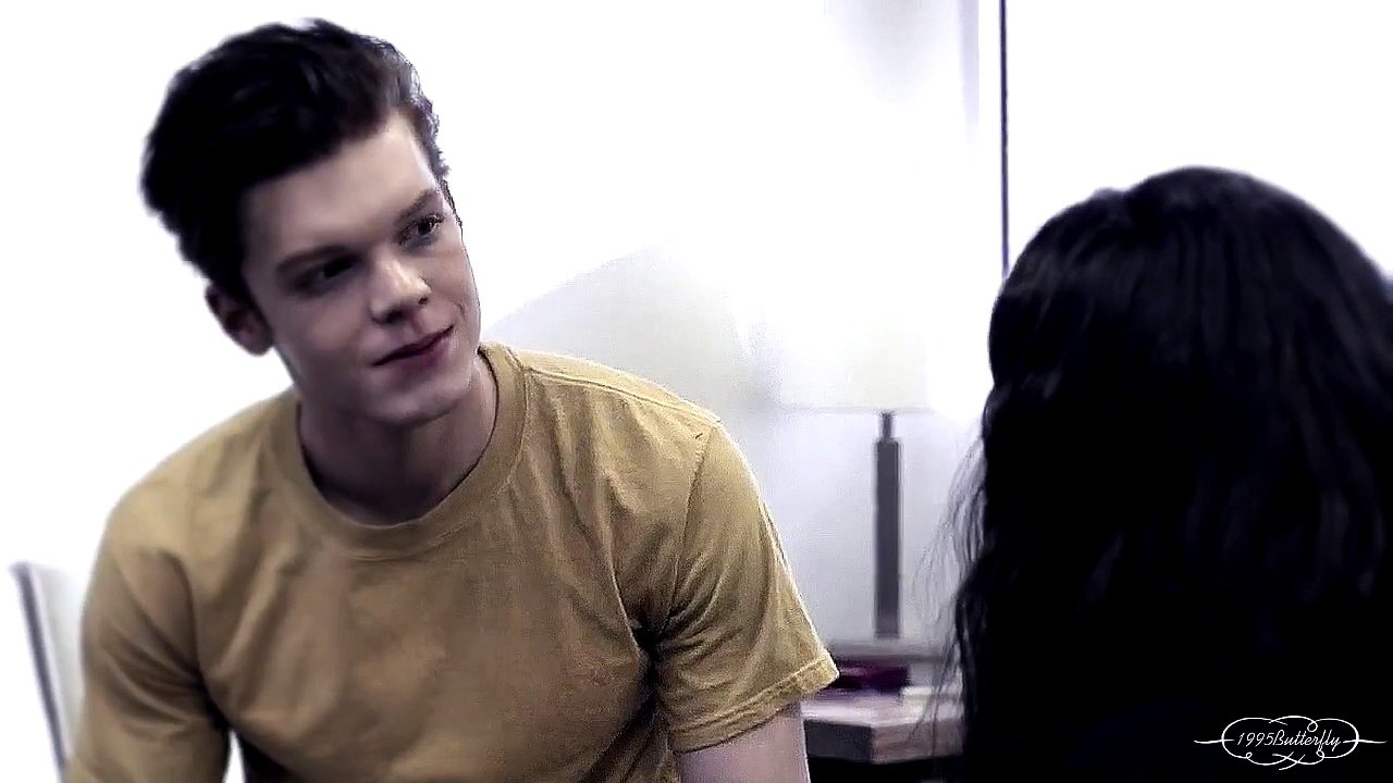 Ian & Mickey || Silhouettes