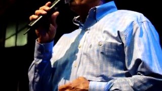 George Strait sings Troubador