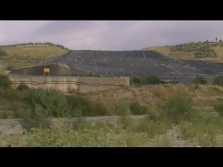 Mazzarà Sant'Andrea (ME) - Rifiuti, arrestati il sindaco Bucoli e l'ex senatore Piccioni (08.09.15)