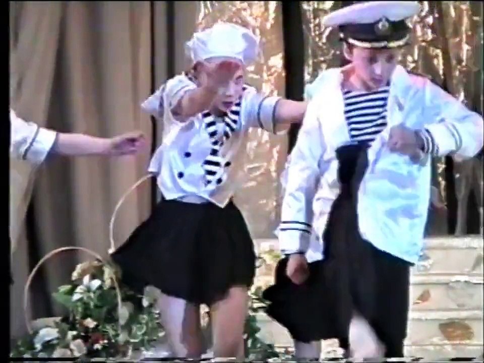 Детский танец - БЕЛЫЙ ПАРАХОД / Children's dance - WHITE parahod