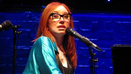 Tori Amos - Winter - live - London 2014