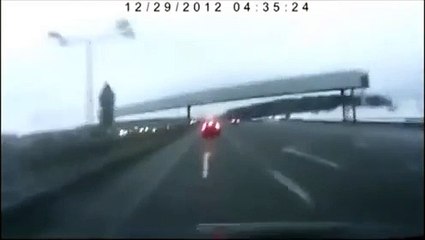 Plane Crash Moscow 29 December 2012 (Slow Motion)