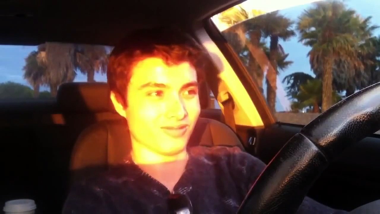 Elliot Rodger - Despedida del asesino de California (español)